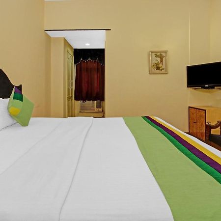 Treebo Mira Inn Calcutta Extérieur photo
